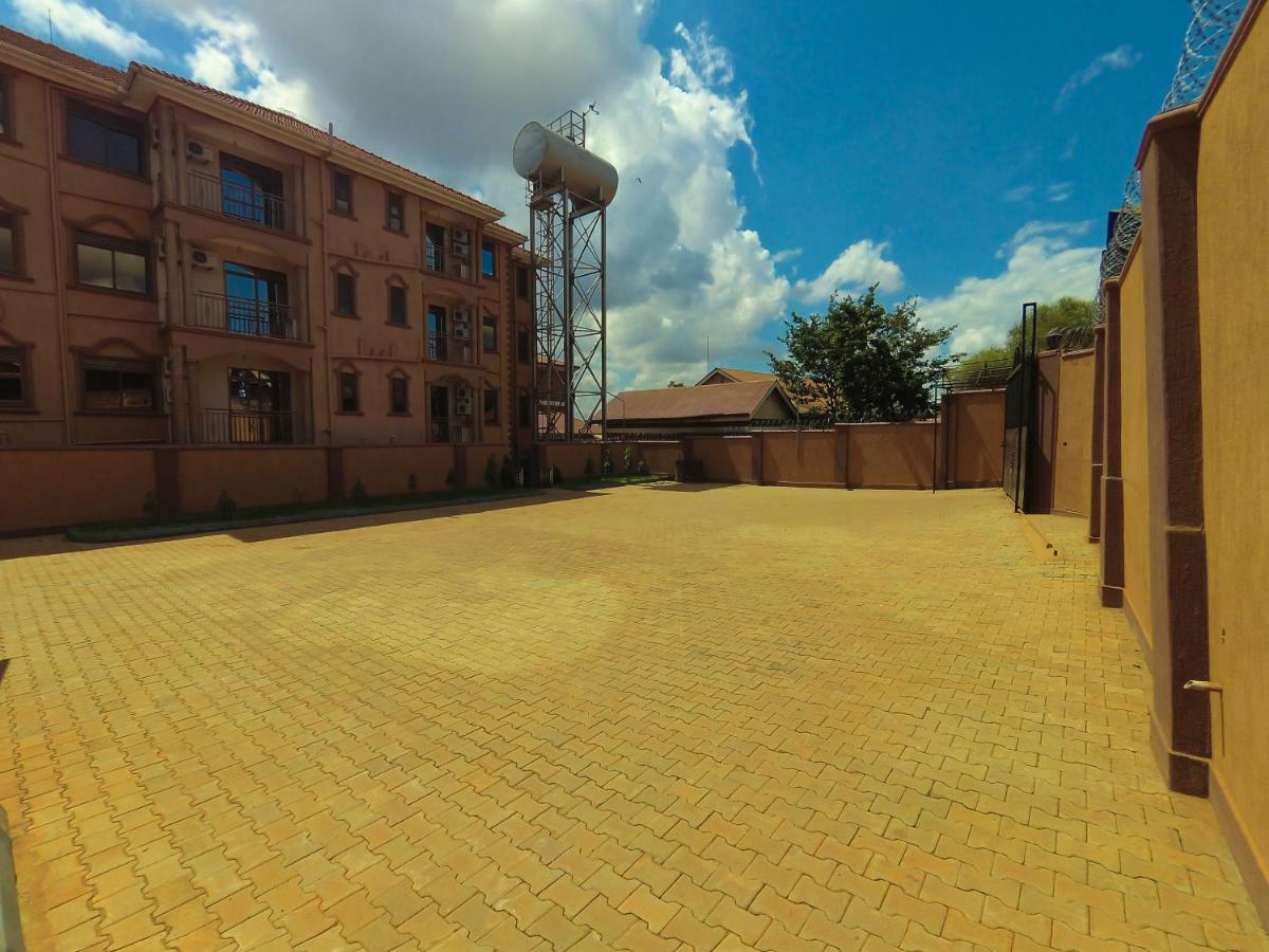Jarin Hotel Kampala Esterno foto