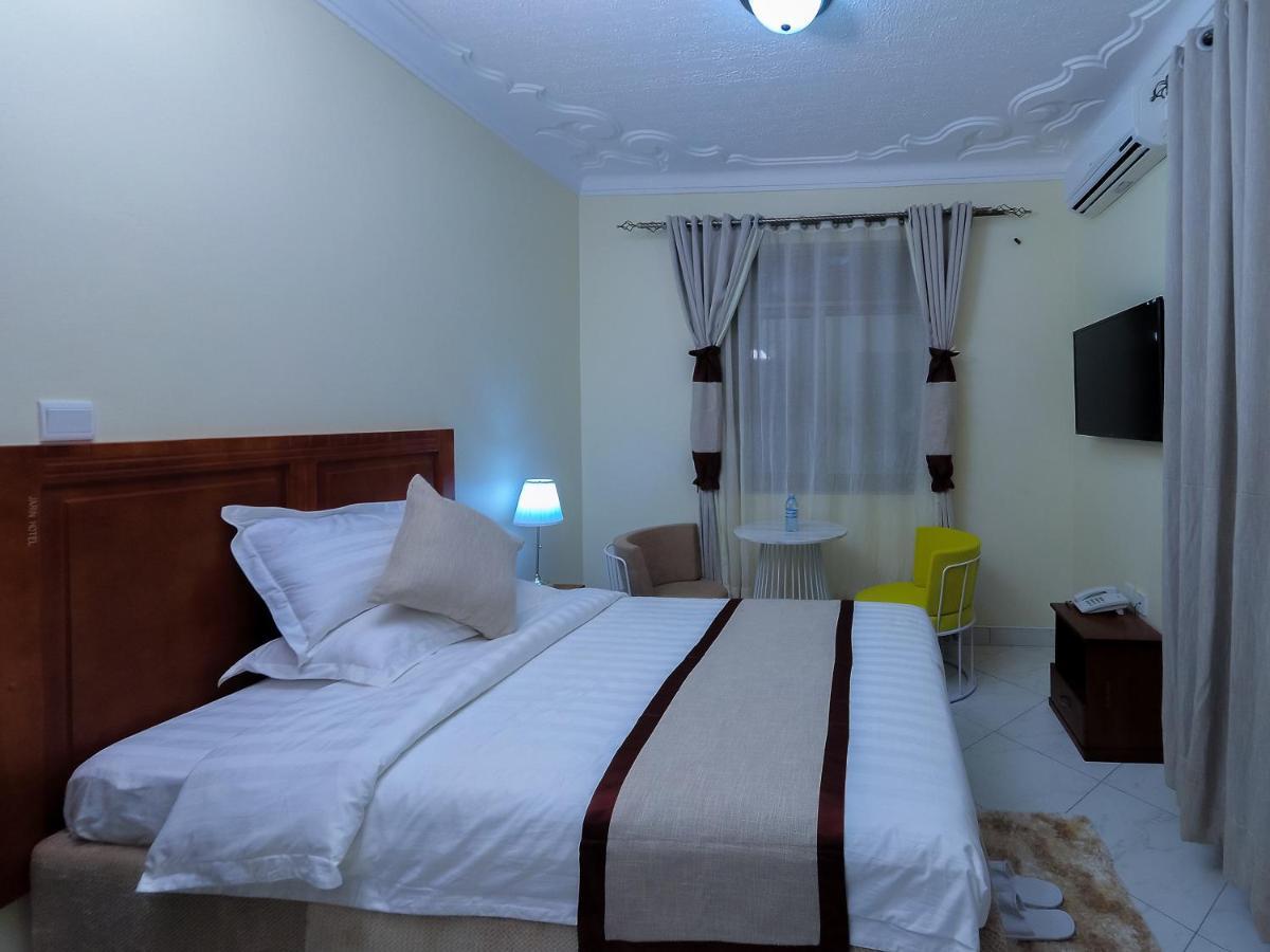 Jarin Hotel Kampala Esterno foto